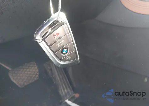 2022 BMW X7 xDrive40I z USA, uszkodzony, nr VIN 5UXCW2C02N9L67809